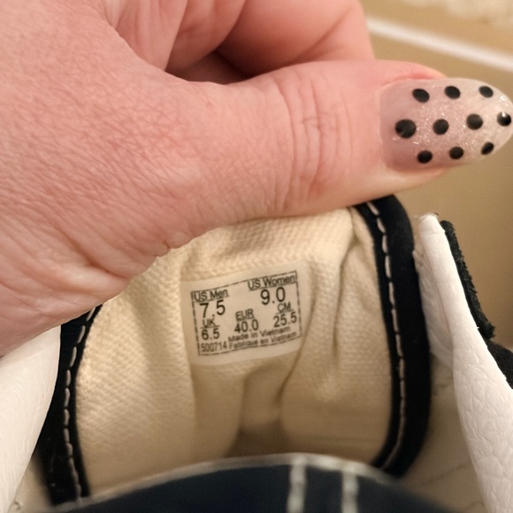 Vans Black and White Platform Old Skool Sneakers with Gum Accent - Picture 8 of 8